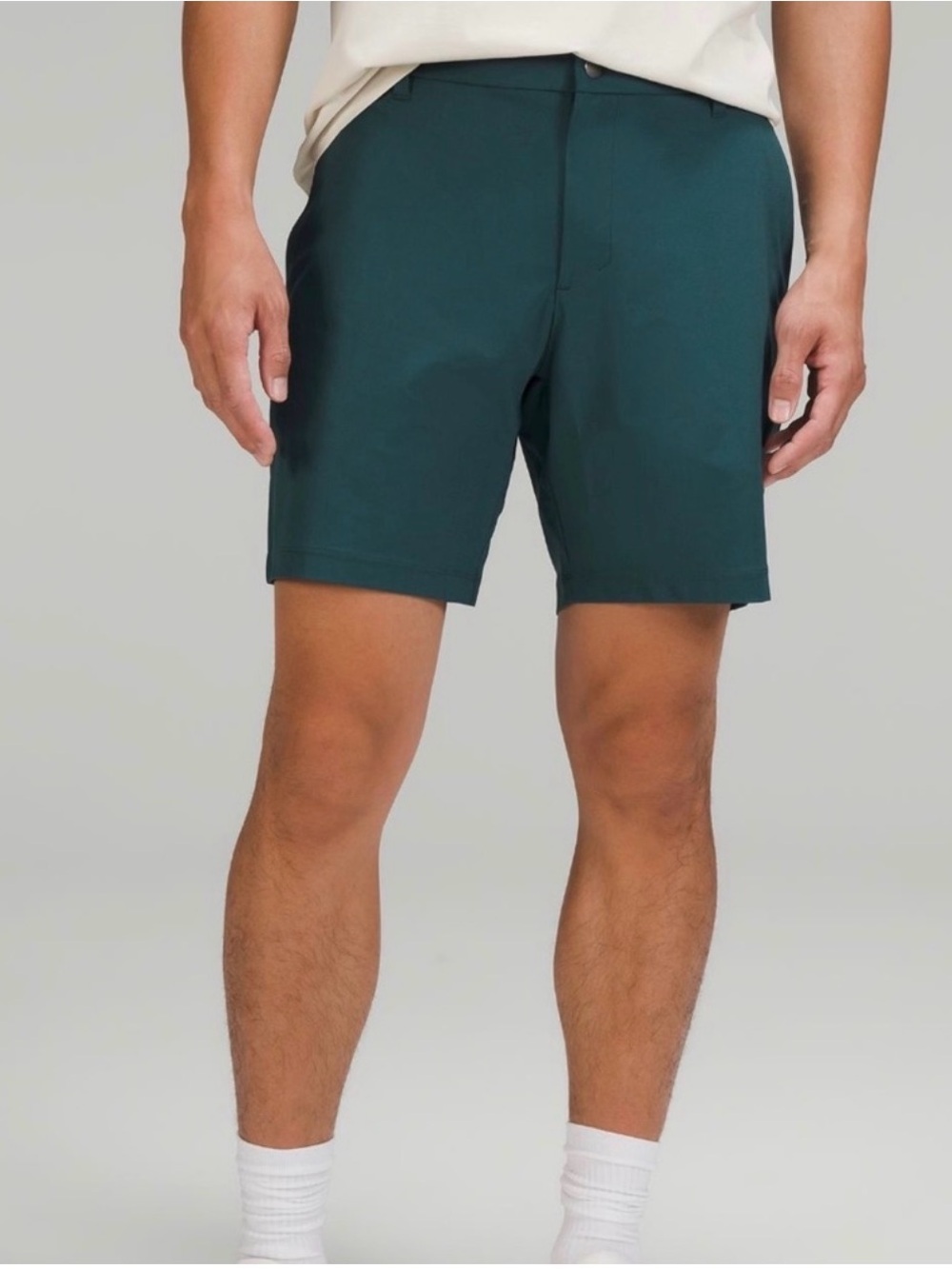 LULULEMON Forest Green Commission Classic-Fit
Short 7"